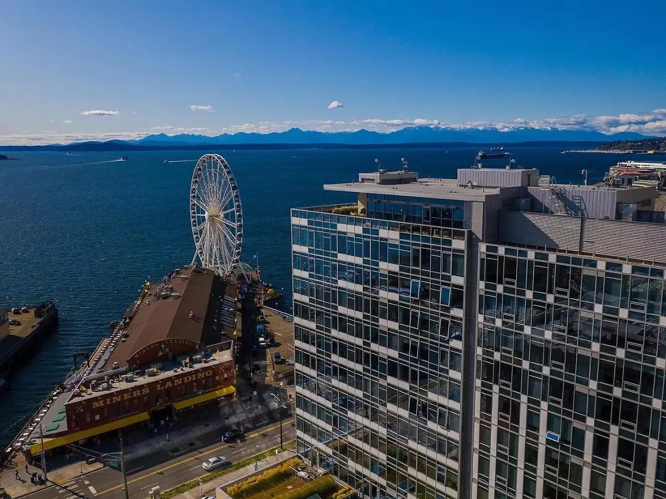 Luxury 1Bedroom 1Bath Ferris Wheel Water Views Seattle 0*,  United States