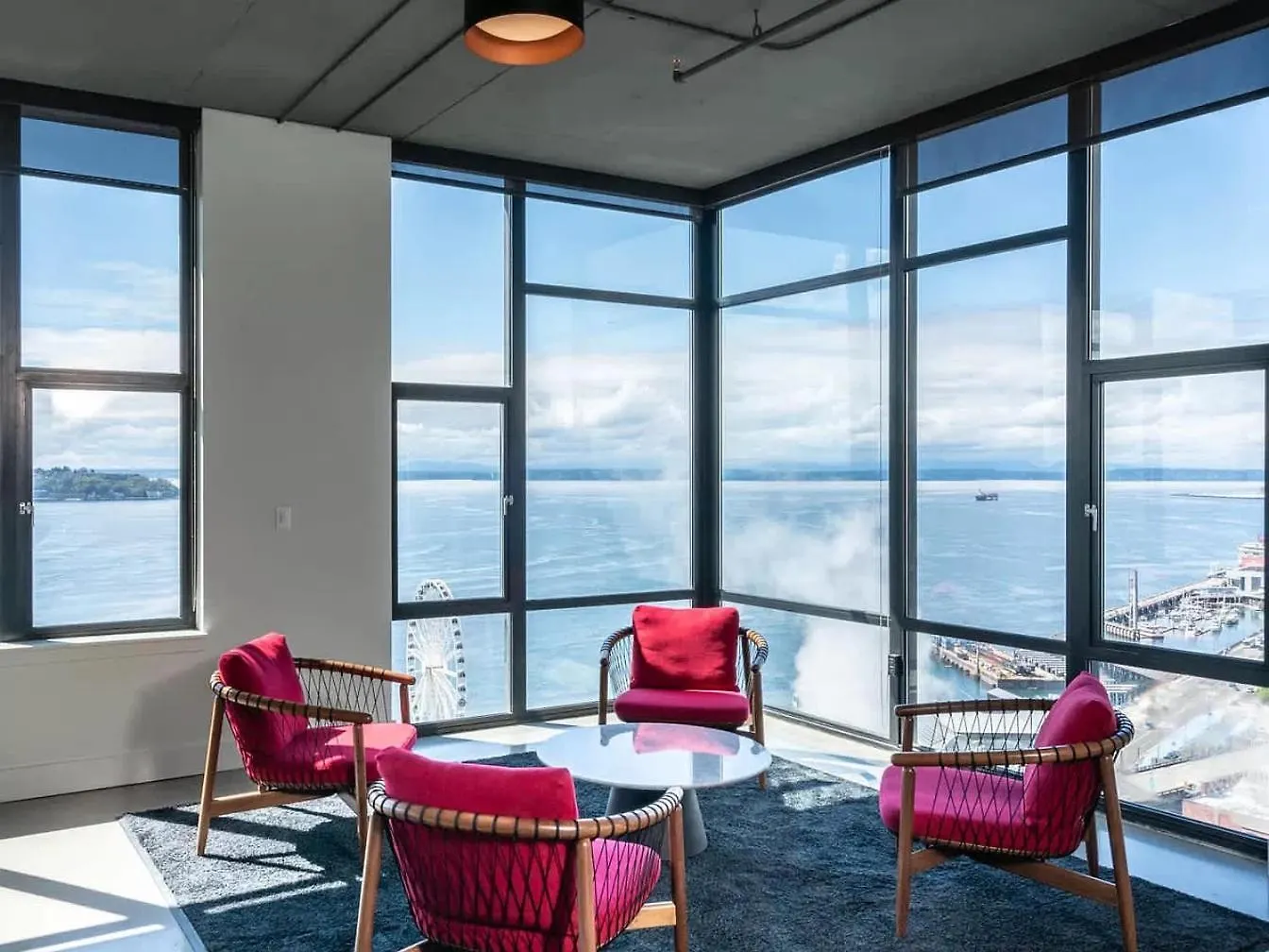 Apartment Luxury 1Bedroom 1Bath Ferris Wheel Water Views Seattle