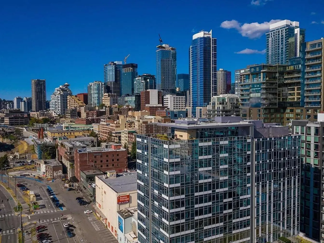 Apartment Luxury 1Bedroom 1Bath Ferris Wheel Water Views Seattle United States